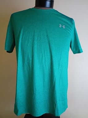 Under Armour Run Cool switch Printed Fitted Shirt - NWT Large